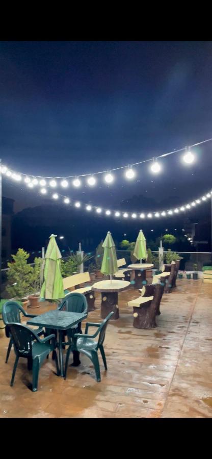 Hotel Chaika Kobuleti Esterno foto