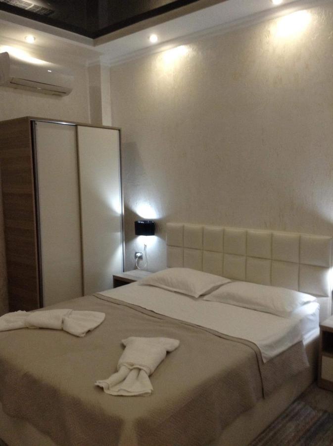 Hotel Chaika Kobuleti Esterno foto