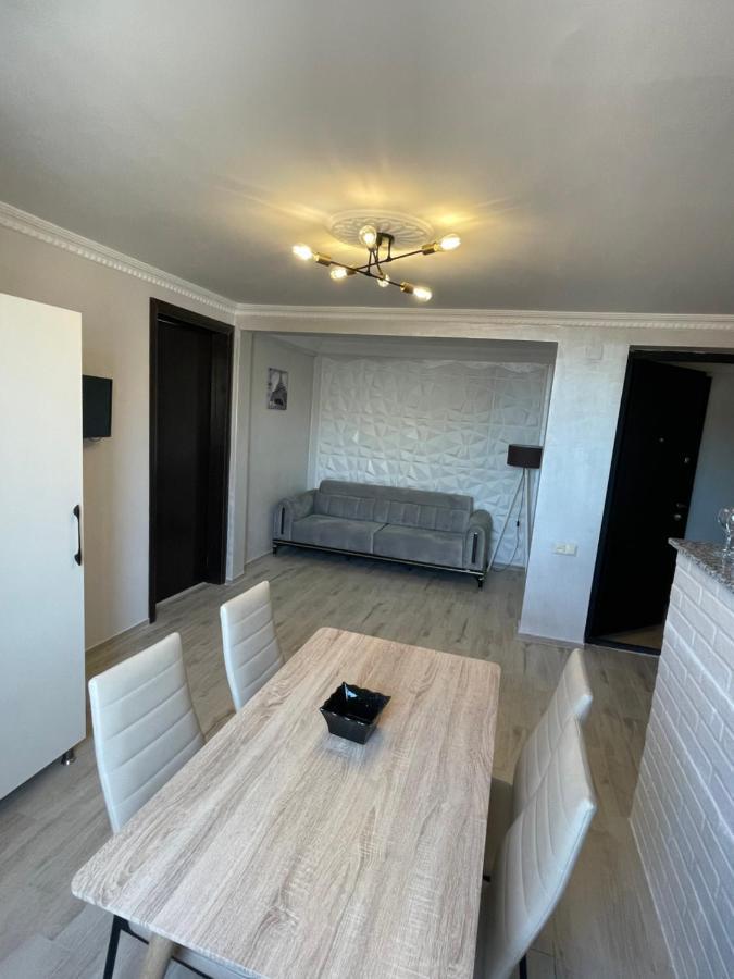 Hotel Chaika Kobuleti Esterno foto